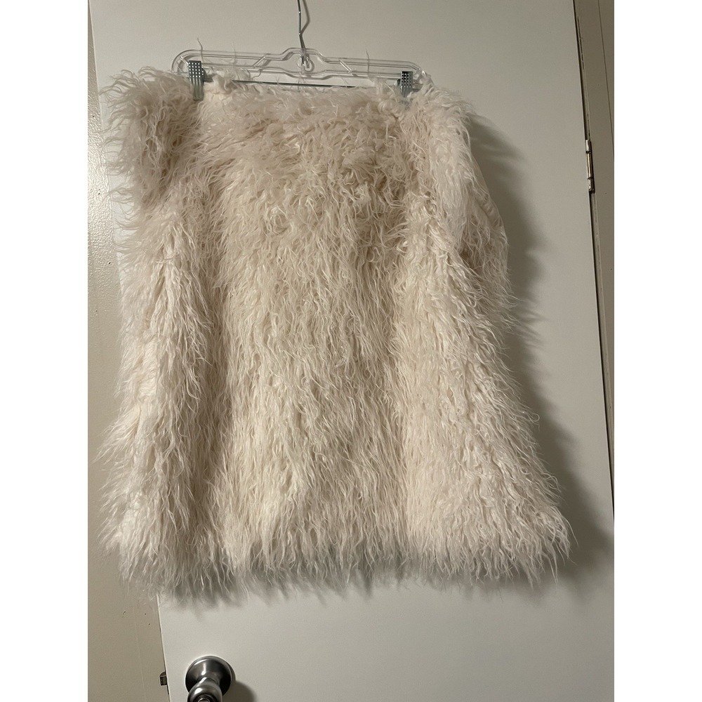 Pottery Barn Faux Fur Cream Pillow Cover 26x26